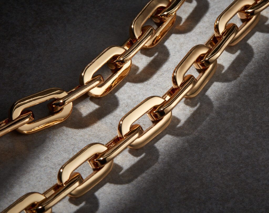 TONI_CHAIN_-2