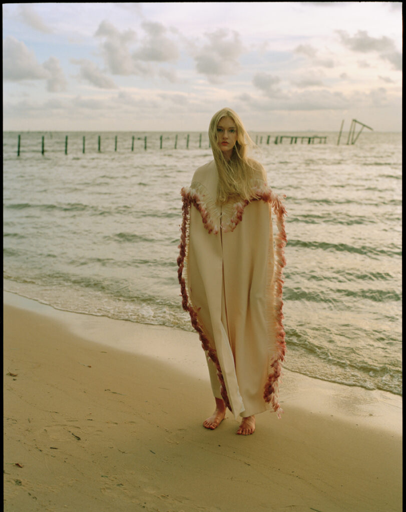 AliMcnally-LofficielSingapore-09