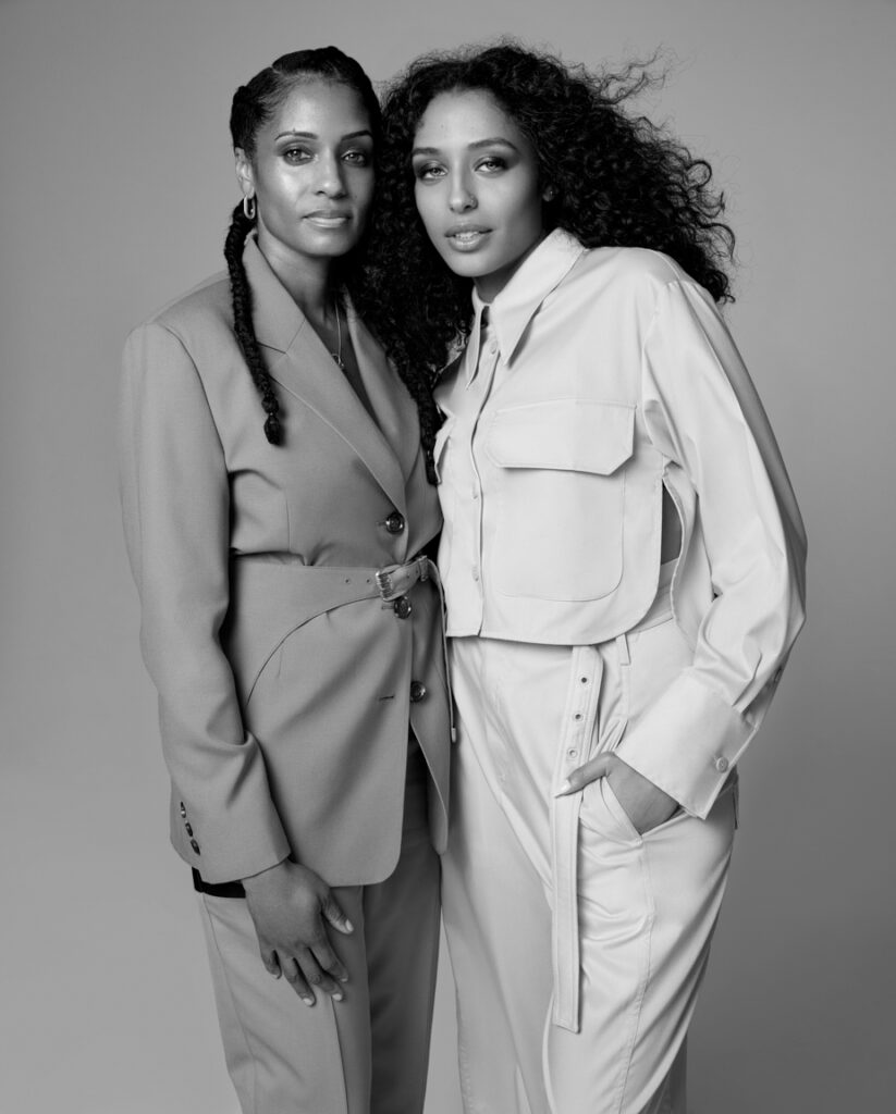Julie-and-Jenai