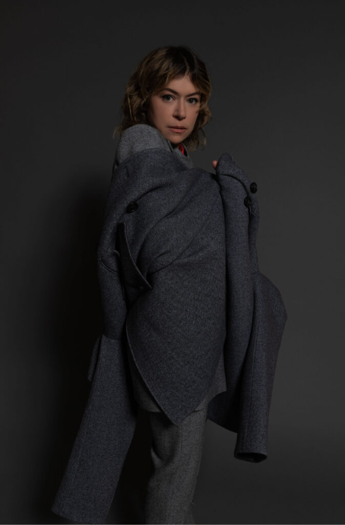 Deborah-Ferguson-Tatiana-Maslany-8