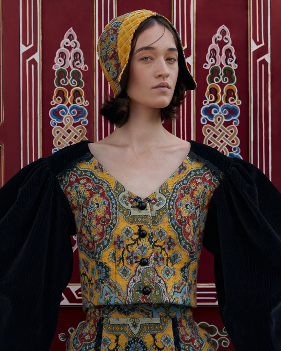 4.-Nomad-Editorial-0060-Ara-Coutts