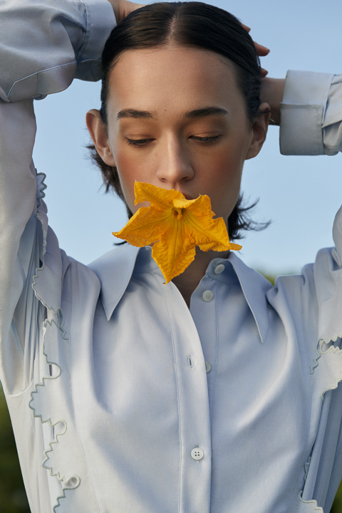 8.-Nomad-Editorial-0653-Ara-Coutts