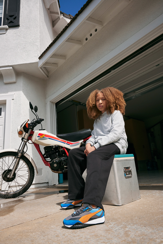 23AW_SP_Blktop-Rider_Jr-Boy_Model_0164_RGB