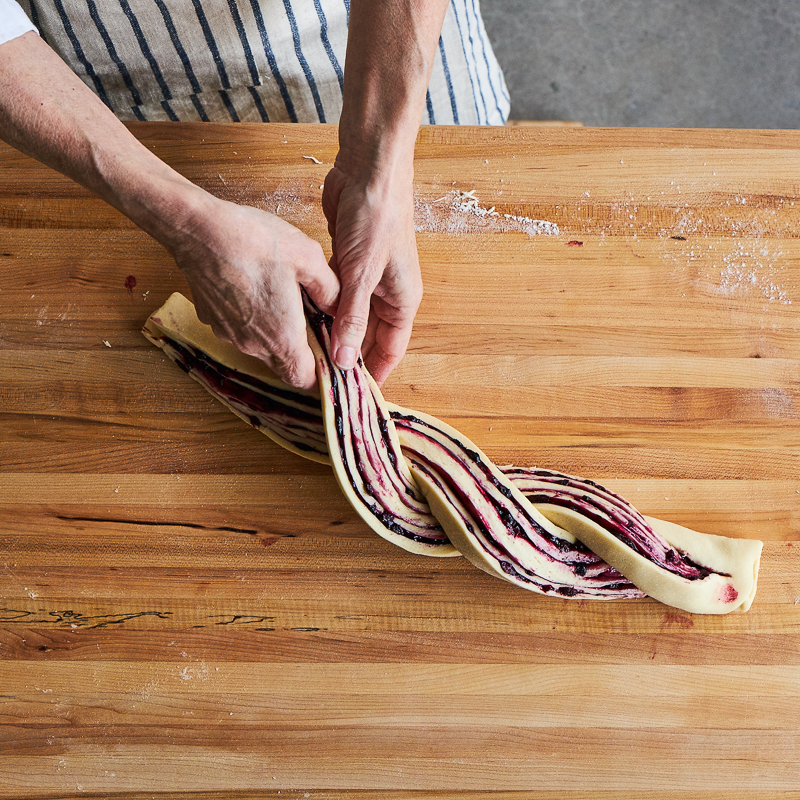 BABKA4tresser230424ChristinaBlais3292