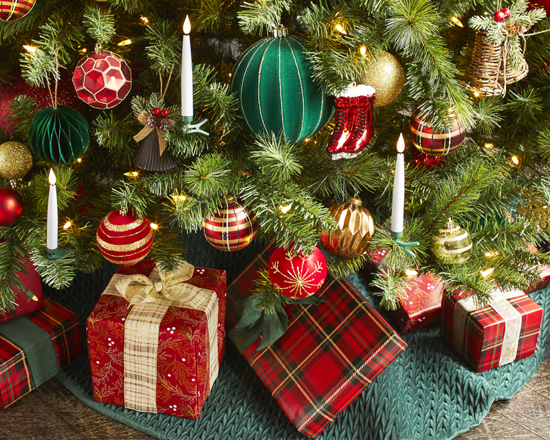 2023_Holiday_DecorativeHoliday_FiresideGlow_B