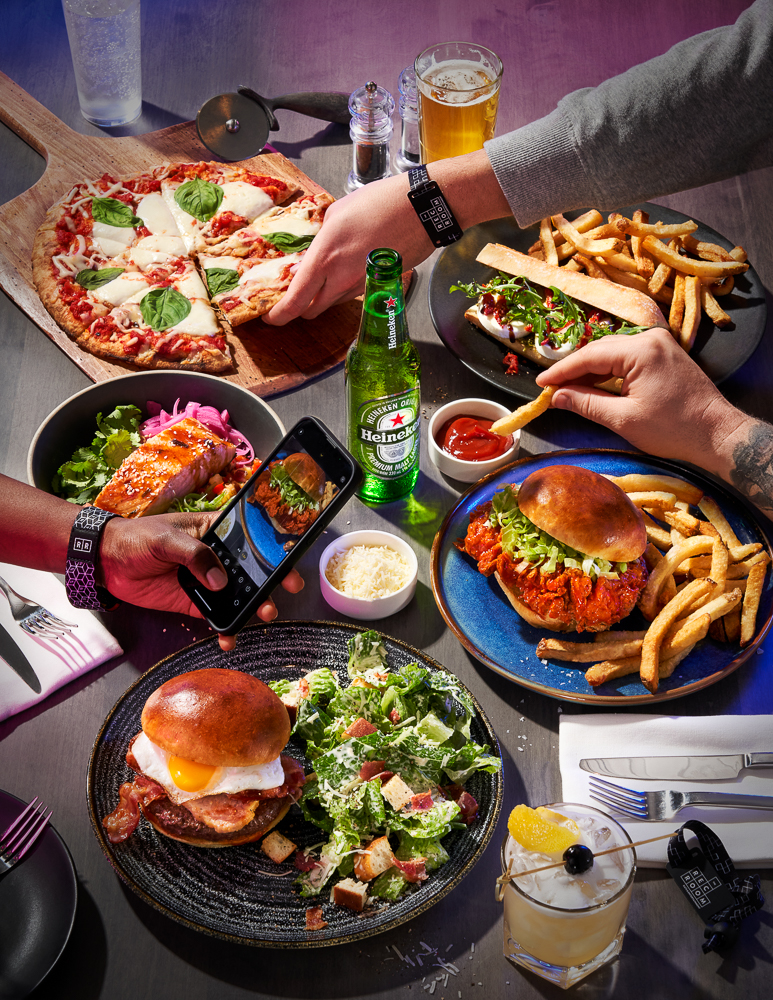 Signature Feast_Hero_hands_V3 copy 3