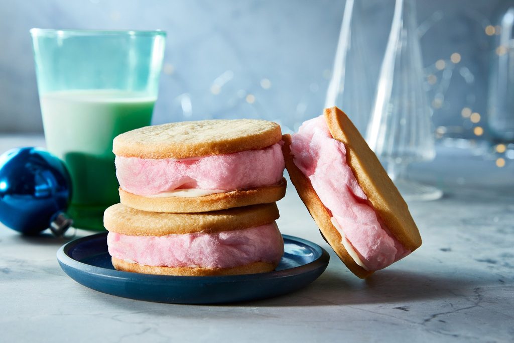 SobeysHoliday_Cookies_CottonCandySandwich