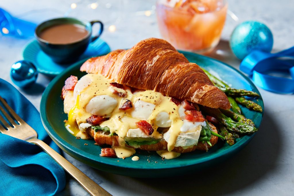 SobeysHoliday_EggsBenny_FrenchBistro_V1