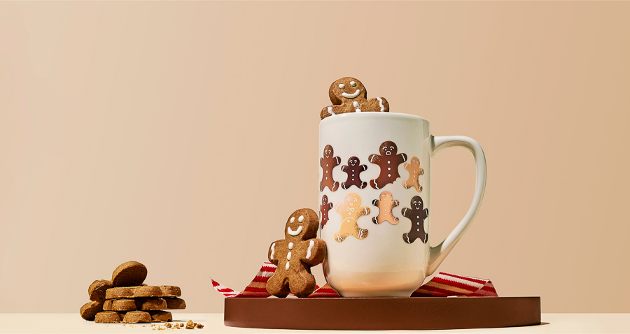 DT_FW24_Gift_GingerbreadNordicMug_B_WEBRES