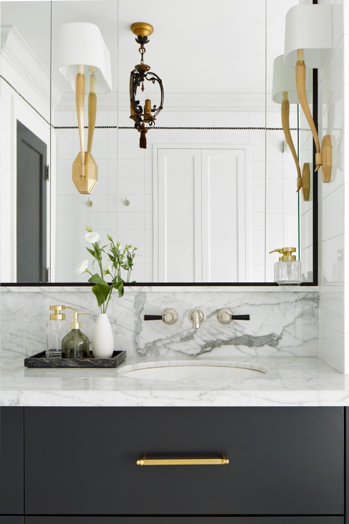 PrimaryWashroom_02