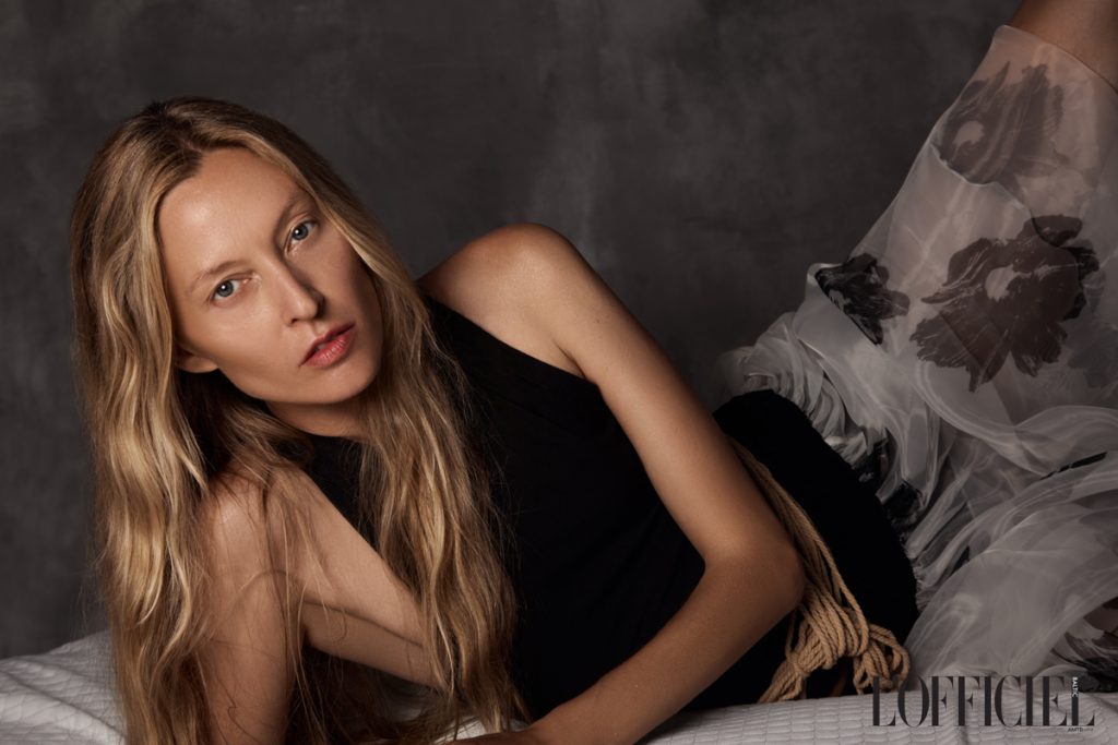 L'officiel Tear 4