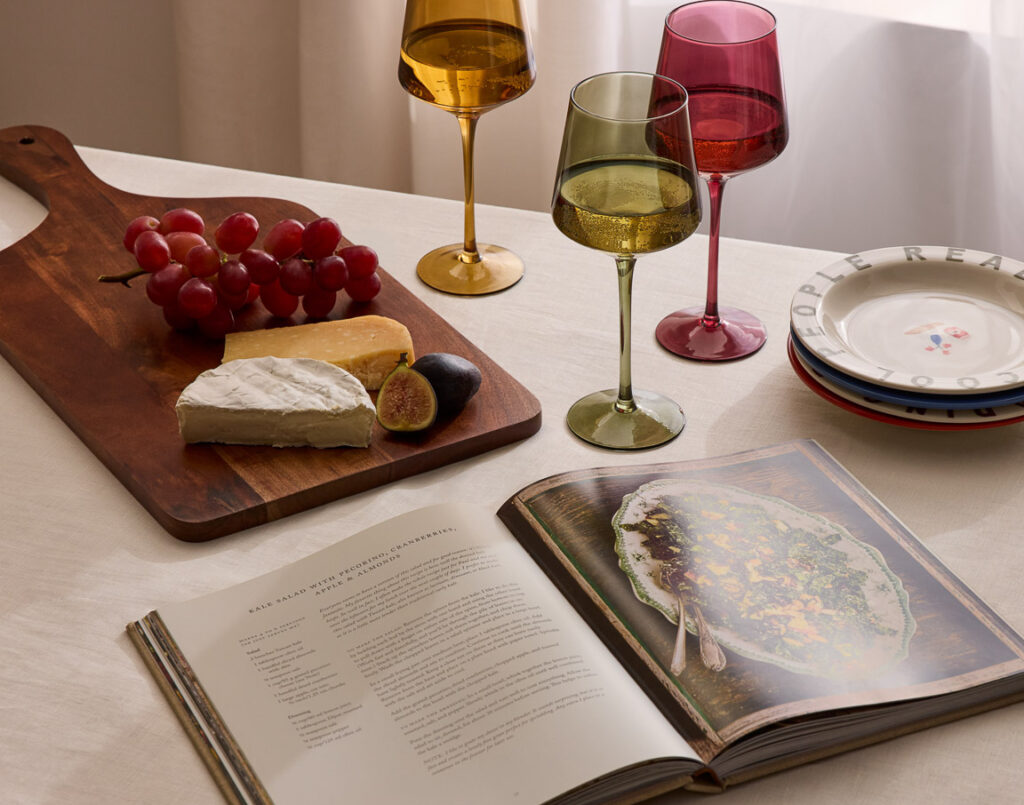 FY27_Q2_FALL_CAMPAIGN_2026_BOOKCLUB_HOSTING_ESSENTIALS_05436_V2